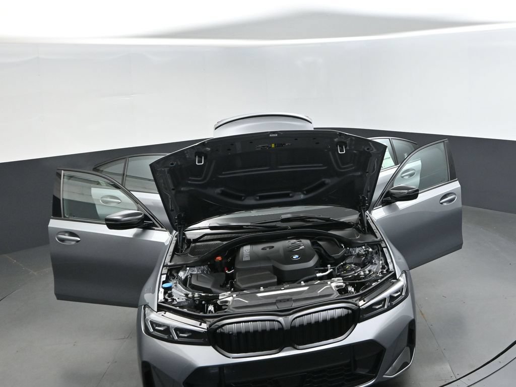 Used 2026 BMW 330i Sedan w/ M Sport Package RWD image 53
