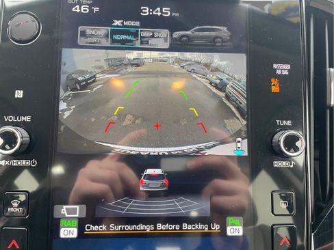 Certified 2024 Subaru Ascent Limited w/ Technology Package image 22