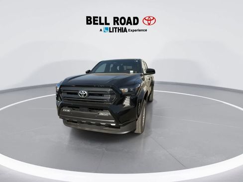 Used 2025 Toyota Tacoma SR5 AWD/4WD image 3