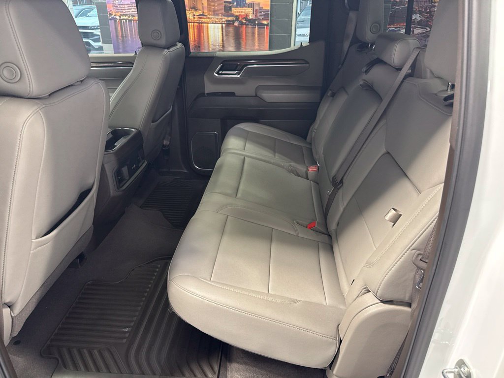 Used 2024 Chevrolet Silverado 1500 RST w/ Convenience Package II AWD/4WD image 16