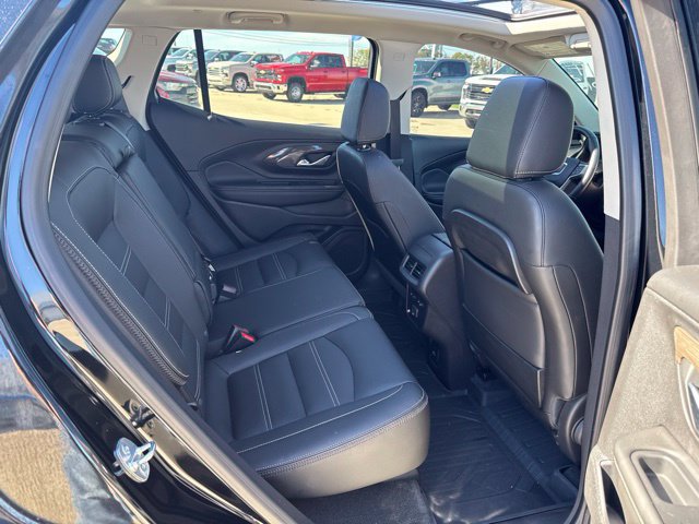 Used 2024 GMC Terrain Denali w/ Black Diamond Edition AWD/4WD image 14
