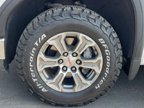 Used 2023 GMC Sierra 1500 SLE w/ X31 Off-Road Package AWD/4WD image 21