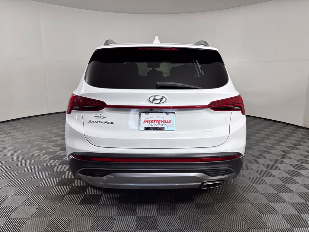 Used 2023 Hyundai Santa Fe SEL w/ Premium Package FWD image 4