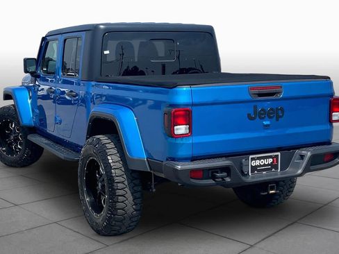 Used 2023 Jeep Gladiator Sport AWD/4WD image 12