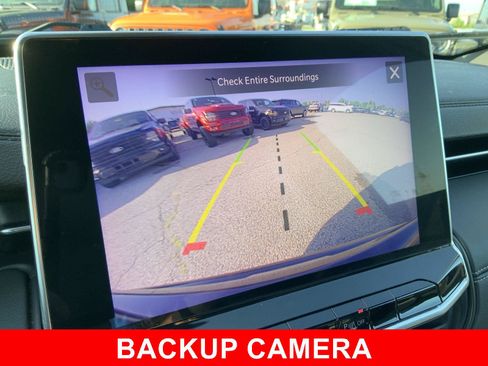 Used 2023 Jeep Compass High Altitude AWD/4WD image 38