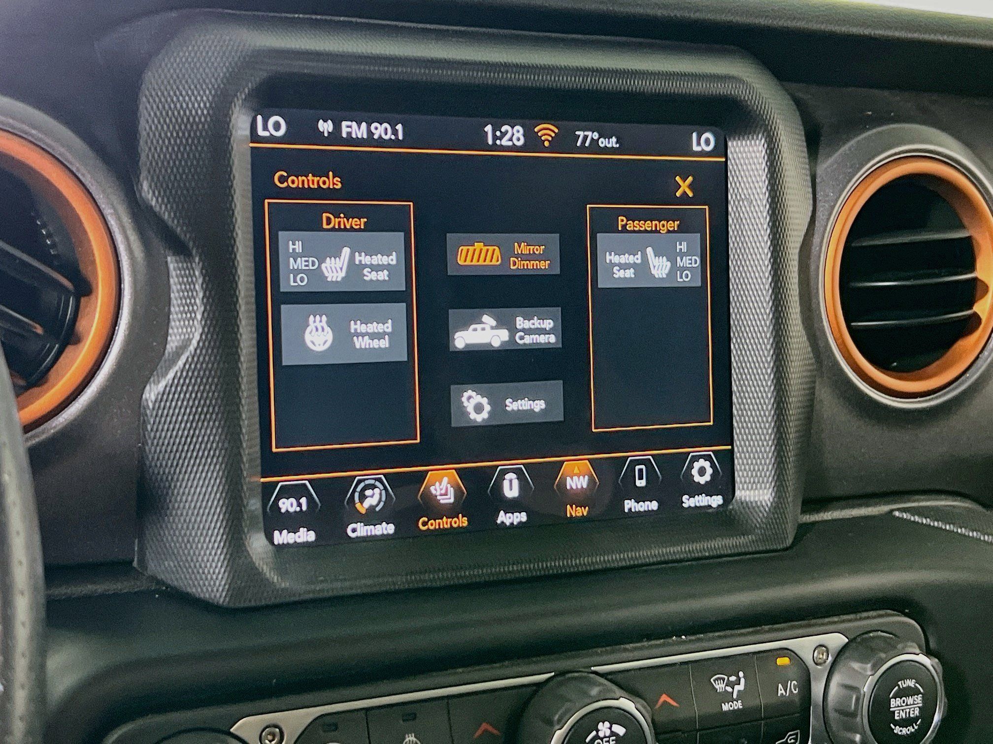 Used 2023 Jeep Gladiator Mojave w/ Cold Weather Group AWD/4WD image 20