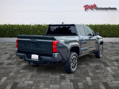 Used 2024 Toyota Tacoma TRD Sport image 10