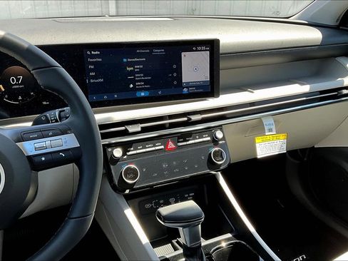 Used 2025 Hyundai Tucson SEL image 12