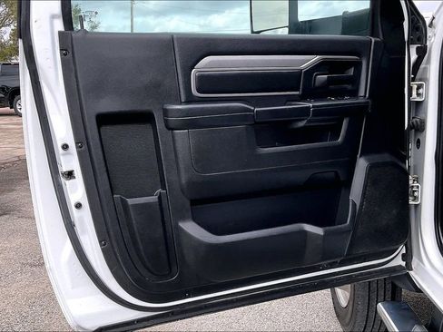 Used 2021 RAM 5500 Tradesman image 15