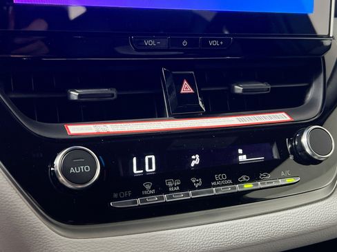 New 2026 Toyota Corolla SE image 27