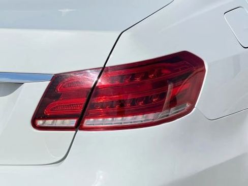 Used 2015 Mercedes-Benz E 350 4MATIC Sedan image 51