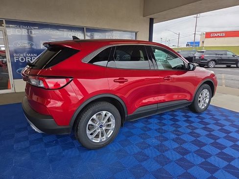 Used 2022 Ford Escape SE w/ Convenience Package image 7