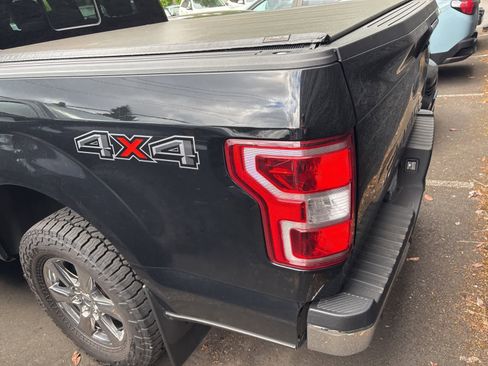 Used 2018 Ford F150 XLT w/ Equipment Group 302A Luxury AWD/4WD image 9