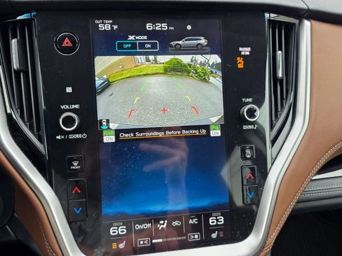 Used 2022 Subaru Outback Touring XT AWD/4WD image 20