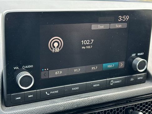 Used 2023 Honda Civic Sport image 17