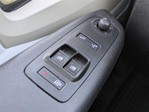 Used 2022 RAM ProMaster 2500 w/ Convenience Group image 23