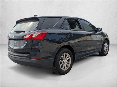 Used 2020 Chevrolet Equinox LS w/ LS Convenience Package image 5