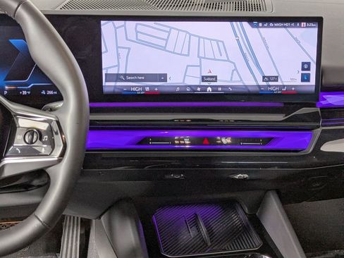 Certified 2024 BMW i5 eDrive40i w/ Convenience Package image 39