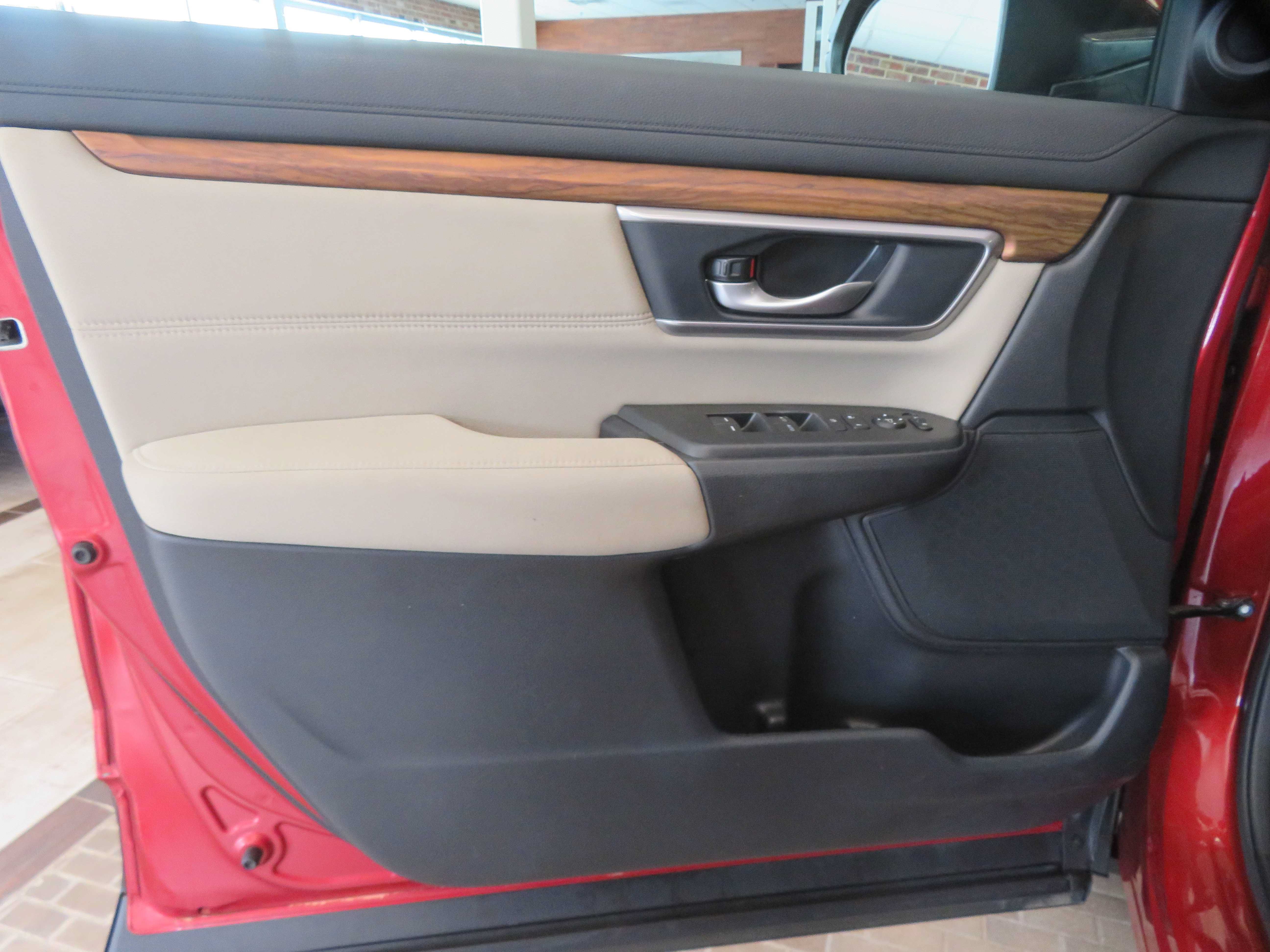 Used 2019 Honda CR-V EX image 13