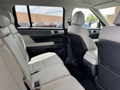 Used 2024 Hyundai Santa Fe SEL image 37