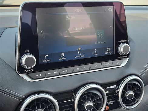 New 2025 Nissan Sentra SV image 8