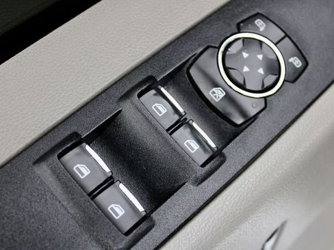 Used 2022 Ford F350 XL w/ Power Equipment Group image 16