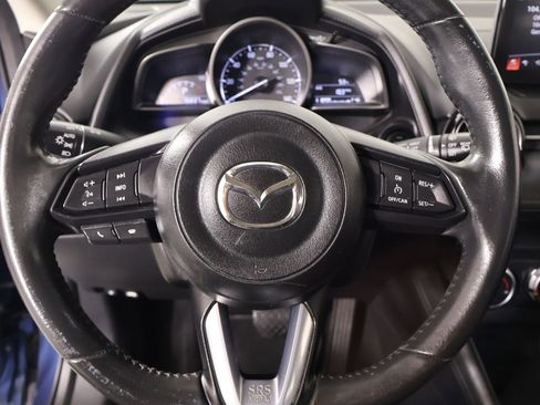 Used 2019 MAZDA CX-3 Touring image 3