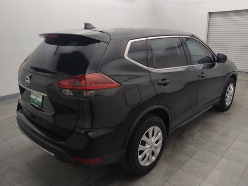 Used 2020 Nissan Rogue S FWD image 9