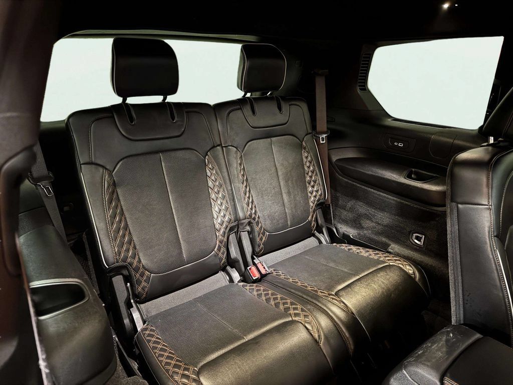 Used 2021 Jeep Grand Cherokee L Summit w/ Luxury Tech Group V AWD/4WD image 25
