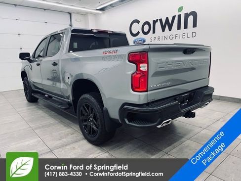 Used 2025 Chevrolet Silverado 1500 LT Trail Boss w/ Convenience Package II image 2