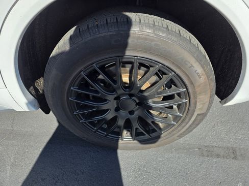 Used 2018 Audi Q5 2.0T Premium AWD/4WD image 9