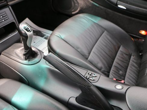 Used 2000 Porsche 911 Cabriolet image 18