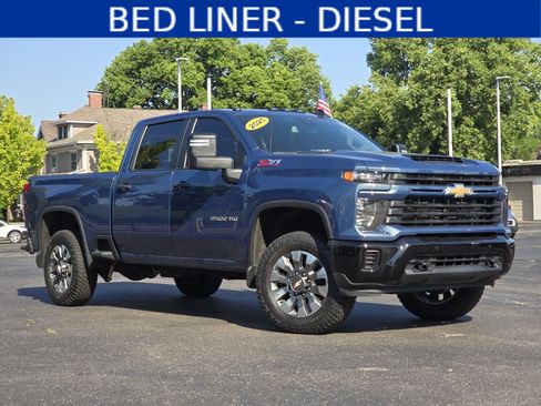 Used 2025 Chevrolet Silverado 2500 Custom w/ Custom Value Package AWD/4WD image 1