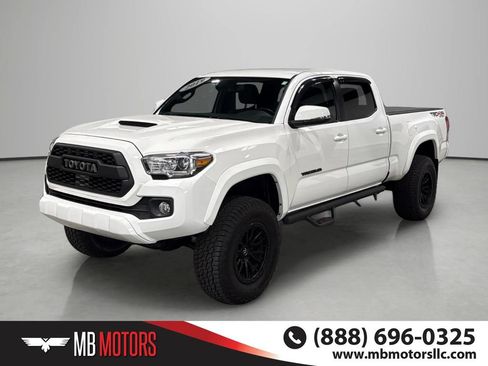 Used 2019 Toyota Tacoma SR5 AWD/4WD image 1