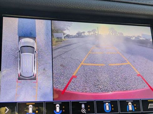 Used 2020 Cadillac XT5 Premium Luxury image 11