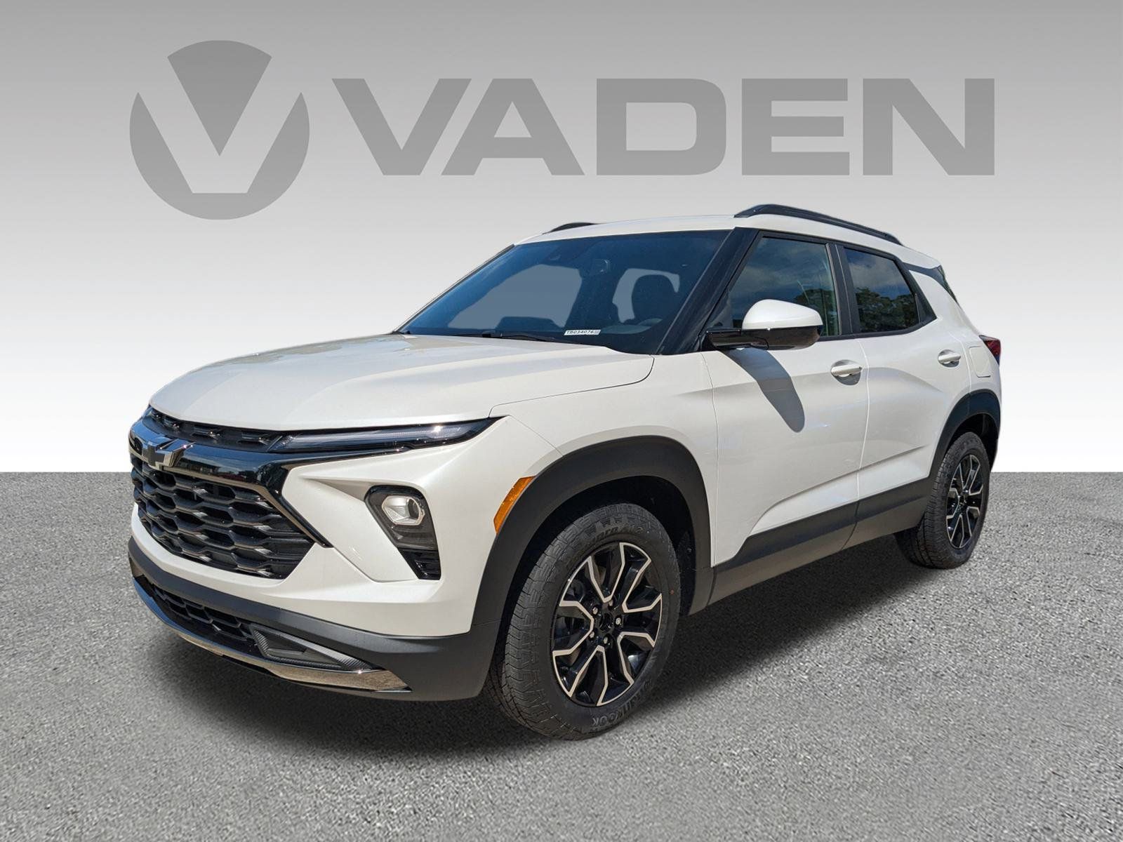 New 2026 Chevrolet TrailBlazer ACTIV w/ Convenience Package FWD image 2