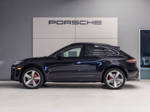 Used 2026 Porsche Macan S image 2