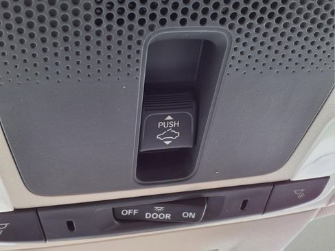 Certified 2025 Honda CR-V EX image 17