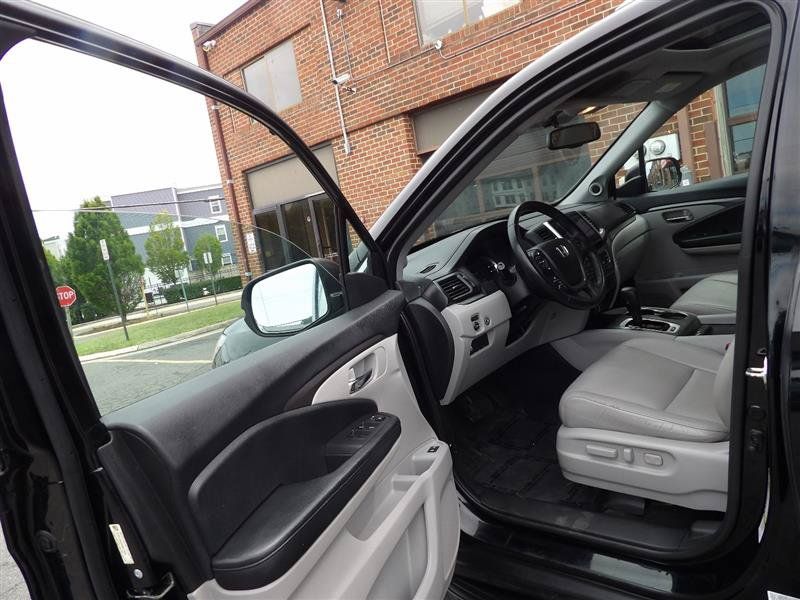 Used 2016 Honda Pilot EX-L image 11