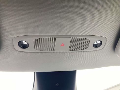 Used 2023 Tesla Model Y Long Range image 27