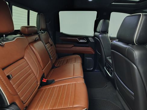 Used 2024 GMC Sierra 1500 Denali Ultimate image 41