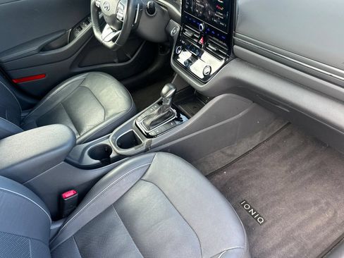 Used 2020 Hyundai Ioniq Limited FWD image 18