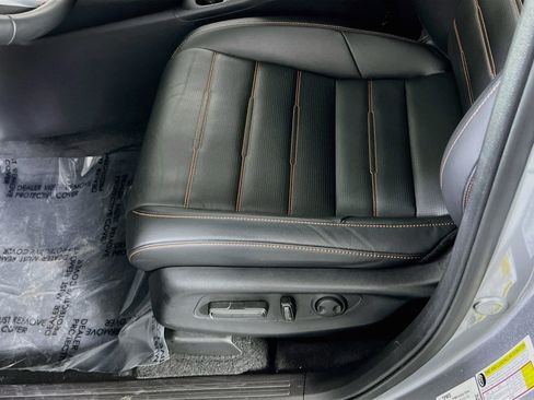 Used 2025 Honda CR-V Sport Touring image 19