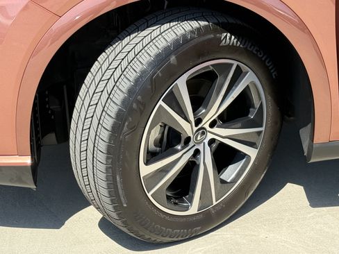 Certified 2025 Lexus RX 350 Premium w/ Accessory Package (K3) FWD image 16