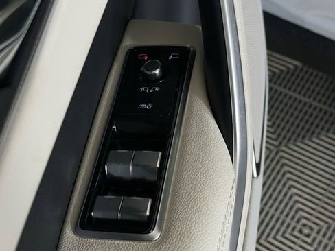 New 2026 Jaguar F-PACE R-Dynamic S image 26