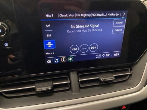New 2026 Chevrolet Trax LS w/ LS Convenience Package FWD image 6