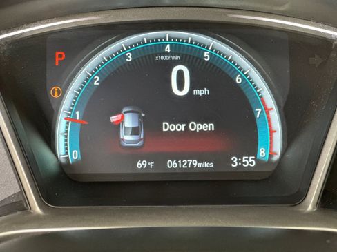 Certified 2018 Honda Civic EX image 23