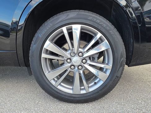 Used 2022 Cadillac XT6 Premium Luxury image 17