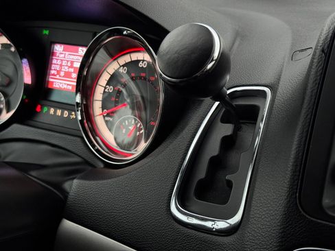 Used 2017 Dodge Grand Caravan GT image 24