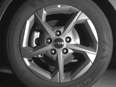 Used 2025 Kia K4 FWD image 12